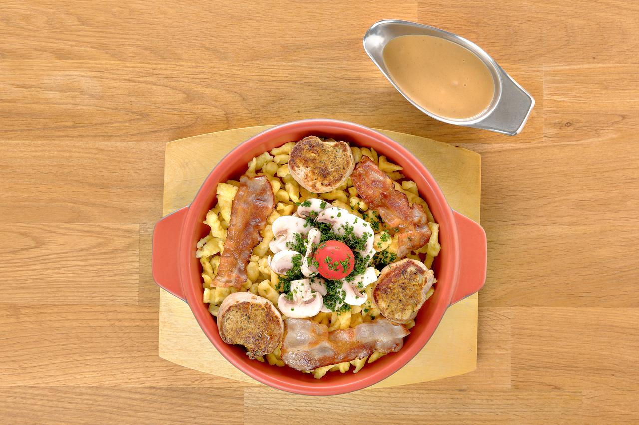 Hotel Restaurant Moeve Faulensee Ngoại thất bức ảnh